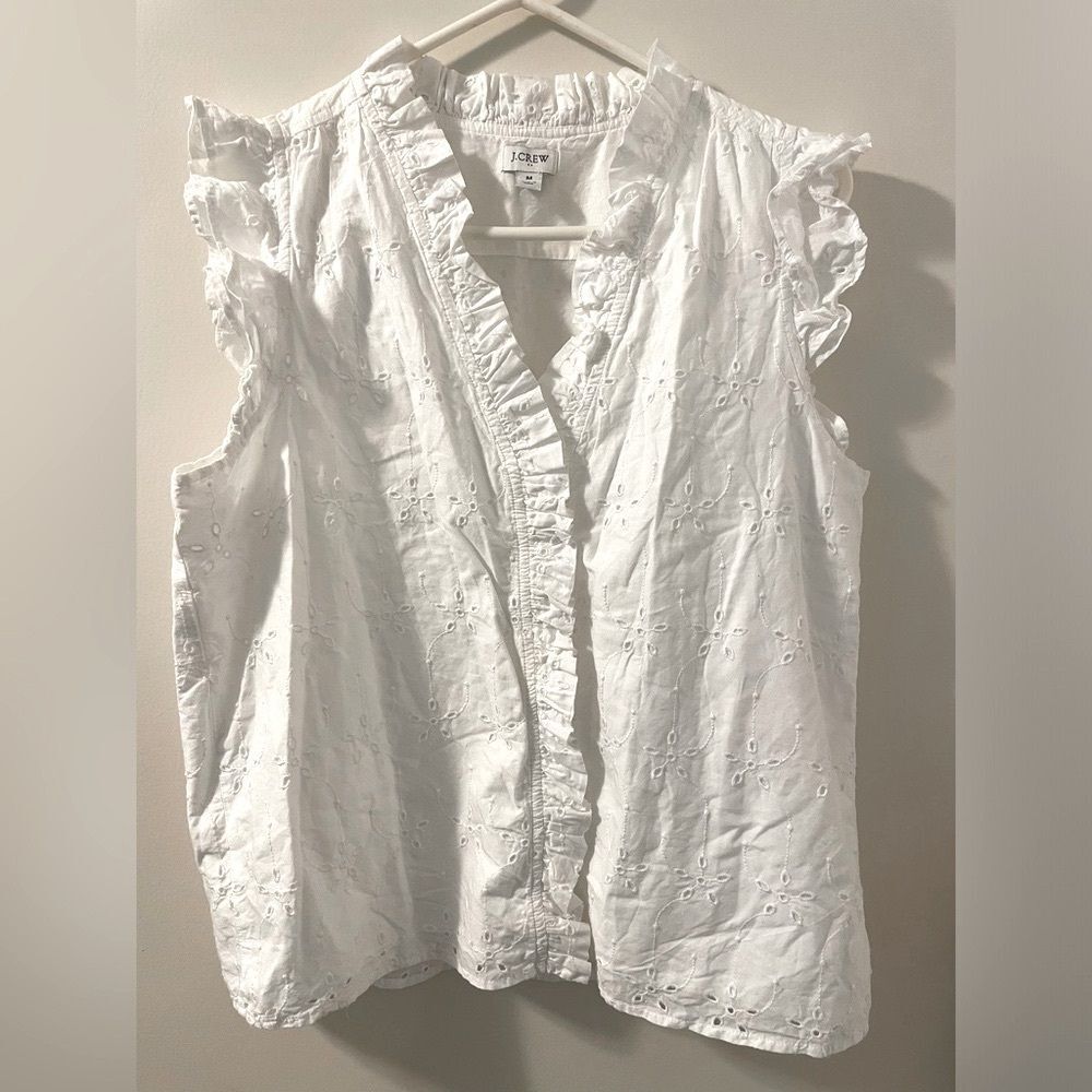 J. Crew White Eyelet Lace Ruffle Coquette Sleeveless V Neck Top Size M